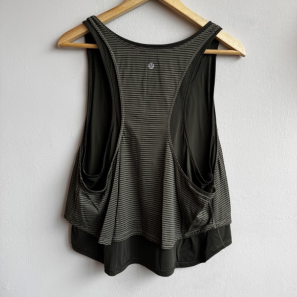 LULULEMON - Khaki Double Layer Workout Top - Picture 5 of 5